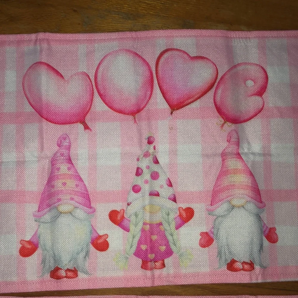 Valentine Gnome‎ Placemats Set of 4 Love Gnome NWOT